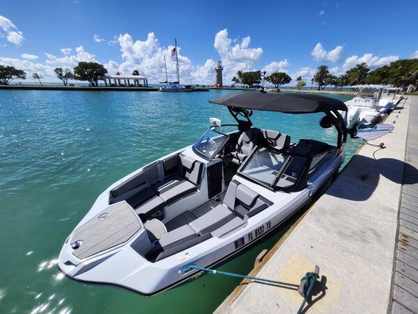 Half-day Charter (with Captain and boat, no board sports) - Image 4